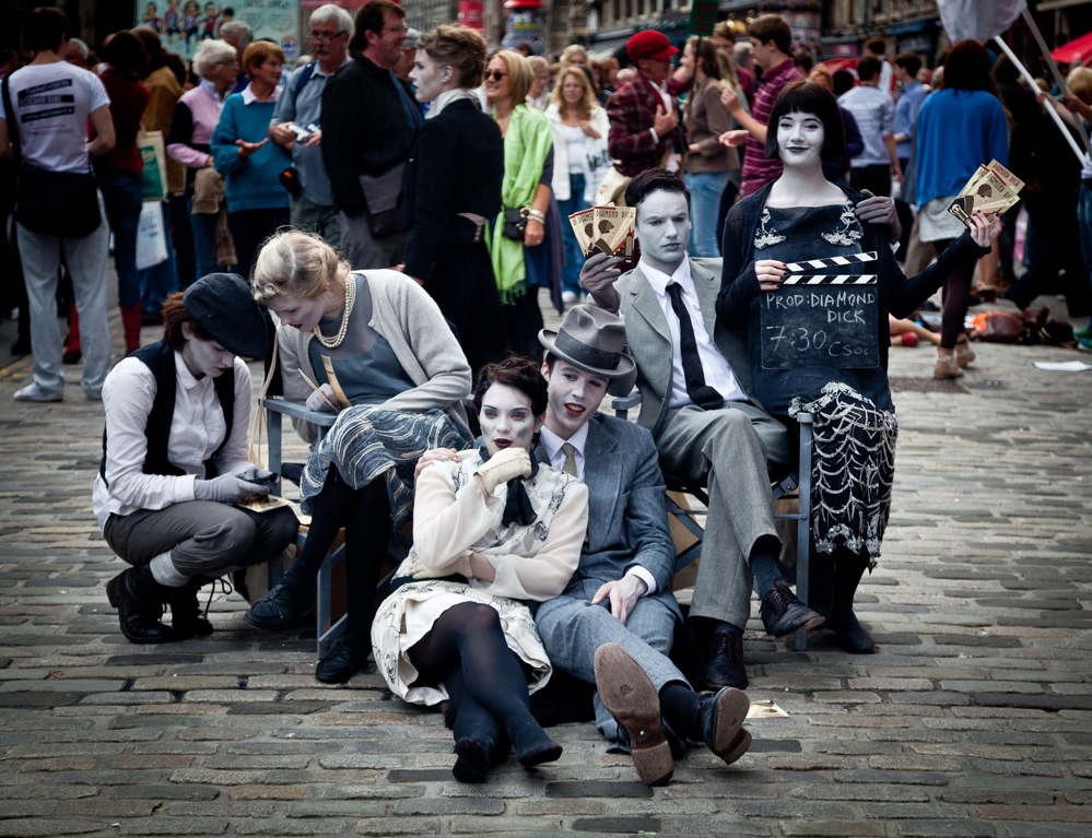 street-performers-fot.Pixabay.jpg